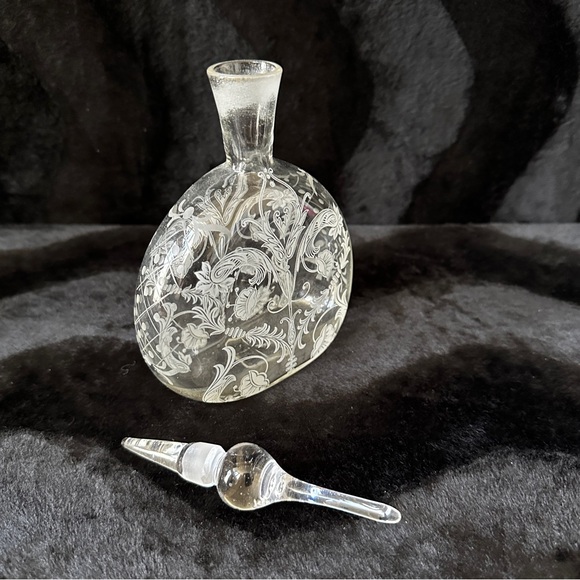 French Art Deco Glass Bottle - Picture 7 of 8